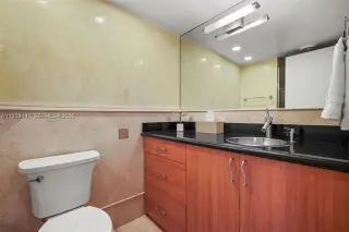 Propiedad en alquiler con 2 habitaciones y 2 baños en Miami