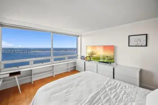 Propiedad en alquiler con 2 habitaciones y 2 baños en Miami