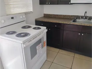 Propiedad en alquiler con 2 habitaciones y 2 baños en Dania