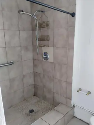 Propiedad en alquiler con 2 habitaciones y 2 baños en Dania