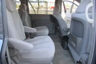2006 Kia Sedona LX