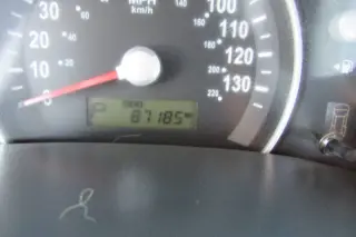 2006 Kia Sedona LX