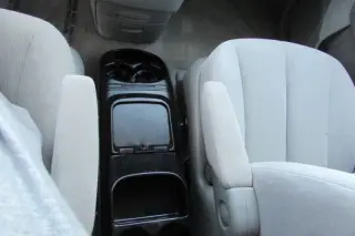 2006 Kia Sedona LX