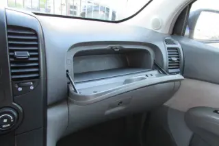 2006 Kia Sedona LX