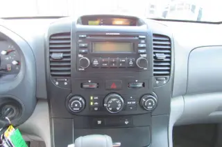 2006 Kia Sedona LX