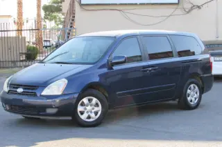 2006 Kia Sedona LX