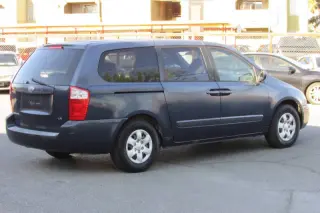 2006 Kia Sedona LX