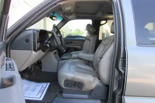 2002 Chevrolet Suburban 1500 LT