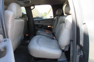 2002 Chevrolet Suburban 1500 LT