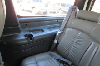 2002 Chevrolet Suburban 1500 LT