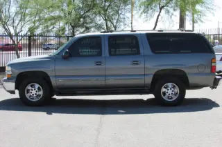2002 Chevrolet Suburban 1500 LT