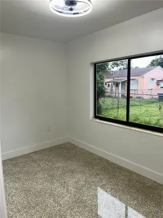 Propiedad en alquiler con 1 dormitorio y 1 baño en Miami