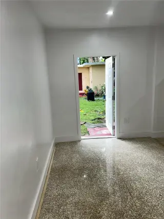 Propiedad en alquiler con 1 dormitorio y 1 baño en Miami