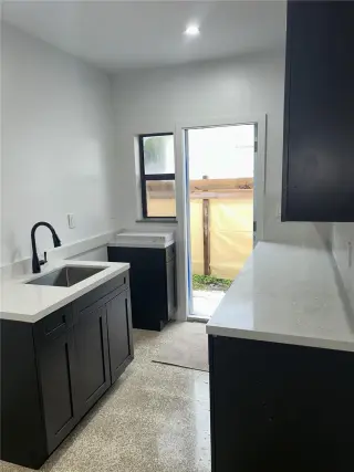 Propiedad en alquiler con 1 dormitorio y 1 baño en Miami