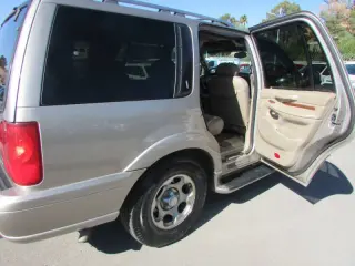 2000 Lincoln Navigator
