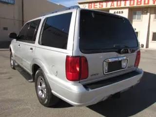 2000 Lincoln Navigator