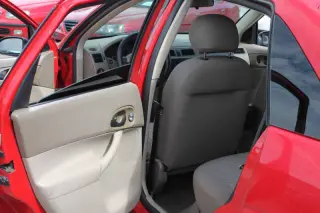 2005 Ford Focus ZX4 SE