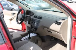 2005 Ford Focus ZX4 SE