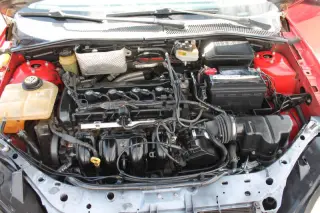2005 Ford Focus ZX4 SE