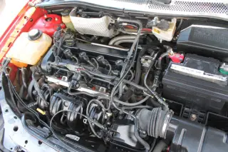 2005 Ford Focus ZX4 SE