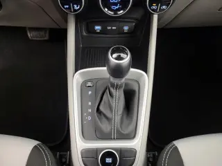 Hyundai VENUE 2025 SEL 4dr Crossover