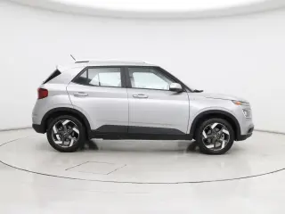 Hyundai VENUE 2025 SEL 4dr Crossover