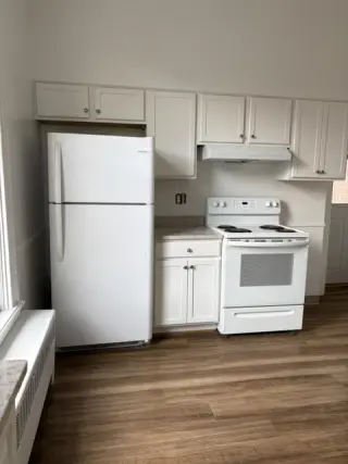 Propiedad en alquiler con 5 habitaciones y 2 baños en Newport