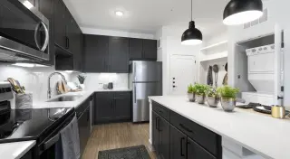 Propiedad en alquiler con 3 habitaciones y 2 baños en Austin
