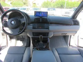 2005 BMW X5 4.4i