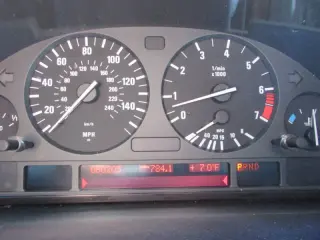 2005 BMW X5 4.4i