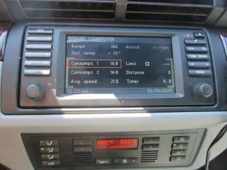 2005 BMW X5 4.4i