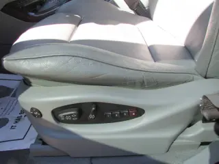2005 BMW X5 4.4i