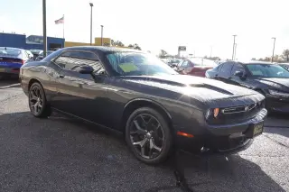 2018 Dodge Challenger SXT Plus