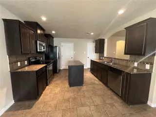 Propiedad en alquiler con 4 habitaciones y 2 baños en Killeen