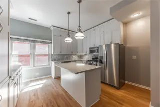 Propiedad en alquiler con 2 dormitorios y 2.5 baños en Chicago