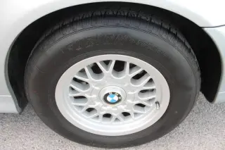 1997 BMW 5 Series 528i