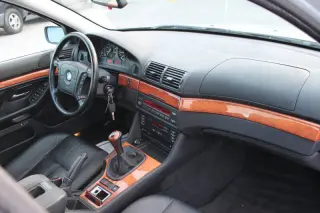 1997 BMW 5 Series 528i