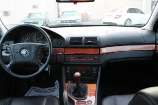 1997 BMW 5 Series 528i