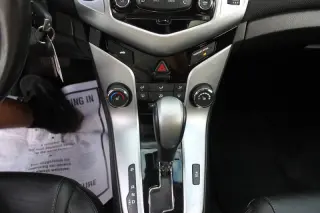 2015 Chevrolet Cruze 2LT Auto