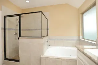 Propiedad en alquiler con 3 habitaciones y 2 baños en Houston