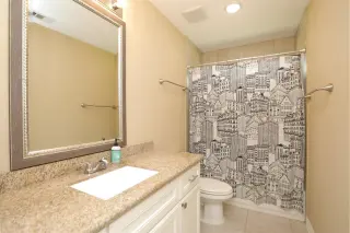 Propiedad en alquiler con 3 habitaciones y 2 baños en Houston