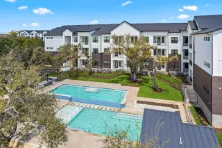 Propiedad en alquiler con 3 habitaciones y 2 baños en Austin