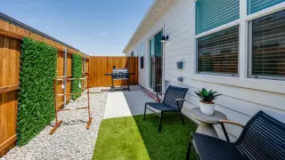 Propiedad en alquiler con 2 habitaciones y 2 baños en Melissa