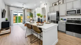 Propiedad en alquiler con 2 habitaciones y 2 baños en Melissa