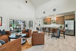 Propiedad en alquiler con 2 habitaciones y 2 baños en Anna