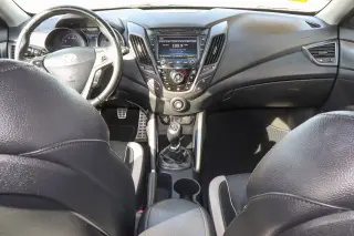 2013 Hyundai Veloster 3dr Cpe Man Turbo w/Black Int