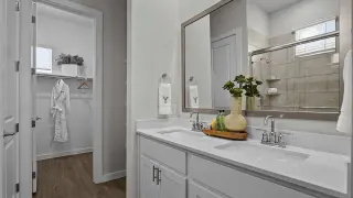 Propiedad en alquiler con 1 dormitorio y 1 baño en Anna
