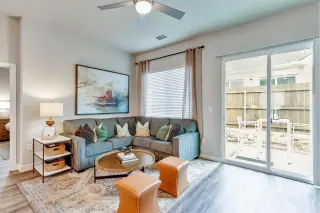 Propiedad en alquiler con 2 habitaciones y 2 baños en Melissa