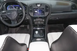 2019 Chrysler 300S RWD
