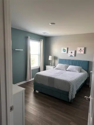 Propiedad en alquiler con 5 habitaciones y 3.5 baños en Pooer
